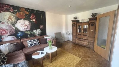 Stilvolle Pendlerwohnung ( Mo-Fr )/ 1000€ (VB) All inclusive