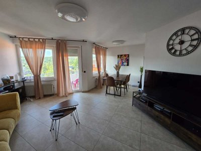 Gepflegte 3-Zimmer-Wohnung im beliebten Arlinger - mit Tiefgarage, zwei Balkone & eigenem Eingang