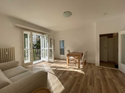 Frisch renovierte und möblierte 1,5 Zimmer Wohnung im 1. Stock – hell, modern & voll ausgestattet