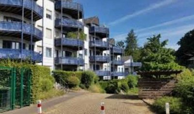 Aachen Mitte, freundliche 3Zimmerwohnung mit großem Balkon zum Westpark und Tiefgarage