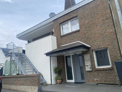 Großzügige Maisonettewohnung in Bornheim-Brenig