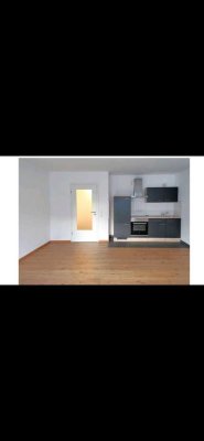 Modernisierte 1-Zimmer-Wohnung mit Balkon, Tiefgarage, Aufzug & Einbauküche in Kempten