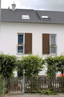 Reihenmittelhaus in beliebter Lage in Landsberg - Provisionsfrei - sofort bezugsfrei - neue Heizung