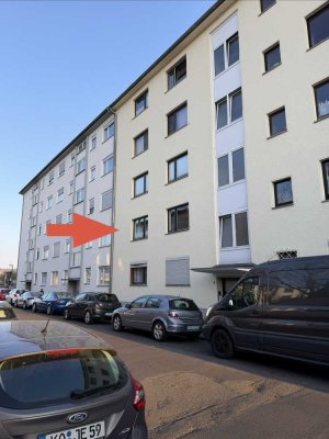 Gepflegte 2-Zimmer-Wohnung im 1. OG in Koblenz-Rauental mit Balkon