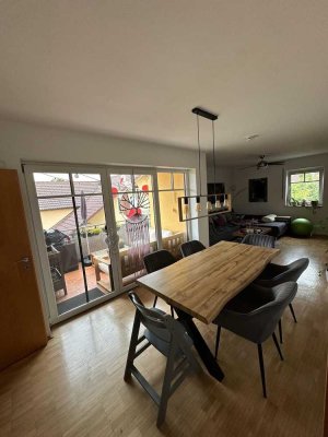 Helle 3-Zimmer Wohnung mit Balkon in Manching