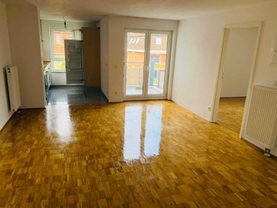 Attraktive 2-Zimmer-Wohnung mit Balkon und Stellplatz in Mannheim-Neckarstadt-Ost