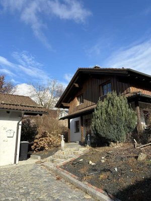 Idyllisches Einfamilienhaus in ruhiger Lage - Ideal für Eigennutzer & Kapitalanleger in Freyung!