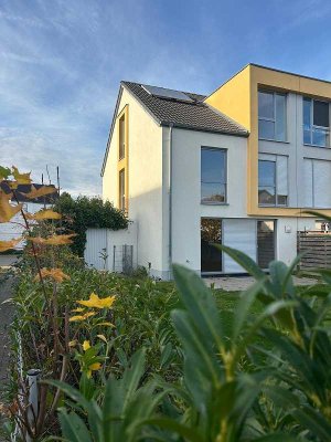 Doppelhaushälfte in Düsseldorf-Vennhausen - Wentzel Dr.