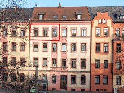 Modernes Wohnen in Zwickau: Vollsanierte Wohnung mit 2 großen Räumen, Einbauküche und Balkon!