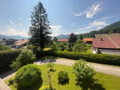 Bad Wiessee - Ein Nest im Grünen - sonnige 2-Zimmer-Eigentumswohnung mit Bergblick