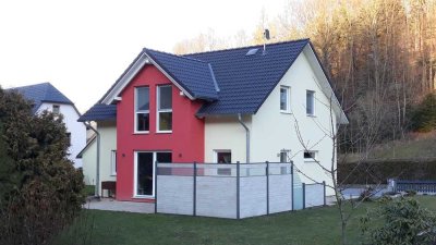 Nachhaltig: Heißer STREIF-Sommer - alle Häuser mit Kühlung + PV-Anlage