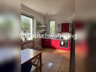 Tauschwohnung: Sonnenhelle 2ZKB Altbauwohnung mit Wohnküche und Balkonen
