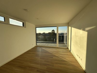 UNBEFRISTET: 2-Zimmer-DG inkl. großer Terrasse ab NOVEMBER!