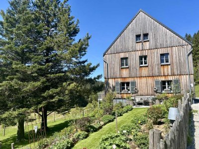 Luxuriöse Oase mit historischem Charme in Muldenhammer: Eleganz trifft Moderne am Wald