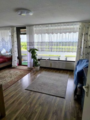 Mainz Finthen mit Ausblick: 2-Zimmer-Wohnung im siebten Stock