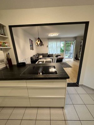 Modernisierte 2-Zimmer Wohnung direkt am Röhrensee