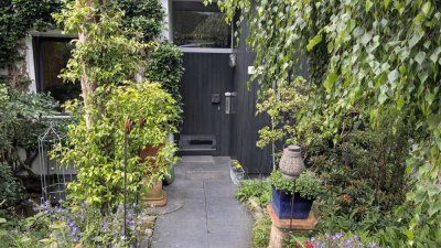 Einfamilienhaus im Grünen: Doppelhaushälfte in Essen-Kettwig