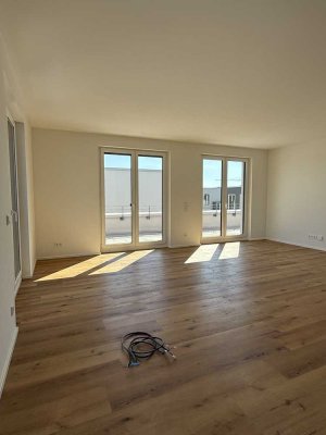 Großzügiges 3-Zimmer-Penthouse mit Dachterrasse und Einbauküche