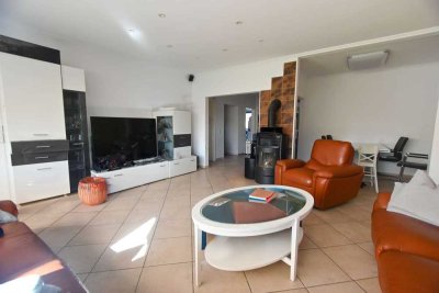 170 m² Gesamtfläche – modernes Reihenhaus mit ausgebautem Untergeschoss
