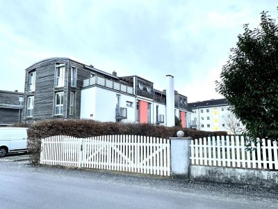 KAUFANBOT LIEGT VOR! Garconniere mit Garten/Terrasse + TG-Stellplatz am Franz Hinterholzer Kai