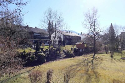 Bezugsfrei: Sonnige 2-Zimmer-Wohnung mit Blick ins Grüne