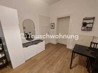 Tauschwohnung: Tausche 1,5 Zimmer Altbauwohnung gegen Größeres für Zwei!
