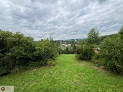 Wohnen am Vierkanthof – frisch sanierte Zweizimmerwohnung in Ragnitz/Ruhelage zu vermieten. Haustiere willkommen!