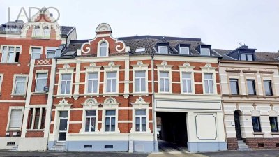 LADO bietet: Attraktive 2-Zimmer-Wohnung in historischer Beletage im Herzen von Eschweiler!
