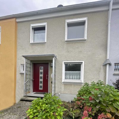 Kleines Reihenmittelhaus mit viel Potenzial!