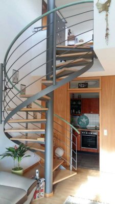 Junges Wohnen & Arbeiten auf 2 Ebenen: sonnige 3,5-Zi.-Galerie-Wohnung mit ca. 74 m² Wohnfläche