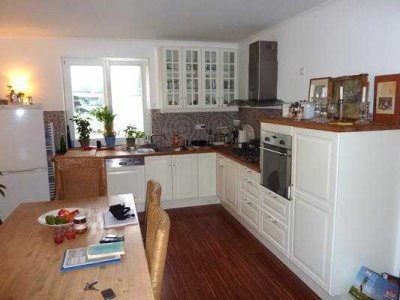 Altbau-DG top renoviert - Wuppersicht und grosse Terrasse