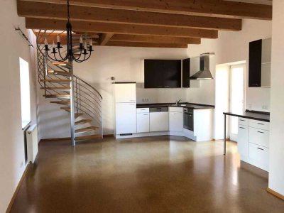 2,5-Zimmer-Maisonettewohnung mit Einbauküche