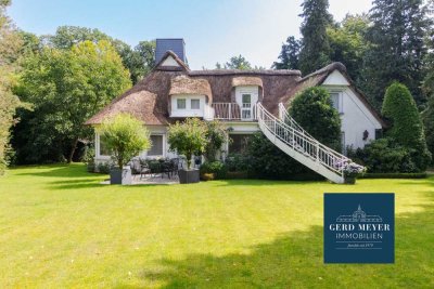 bildschönes Reetdachhaus in bevorzugter Wohnlage von Plön