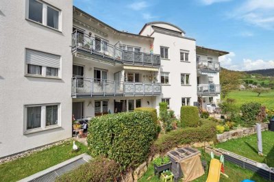 Schöne 3,5 Zimmerwohnung mit großem TG-Platz am Ortsrand