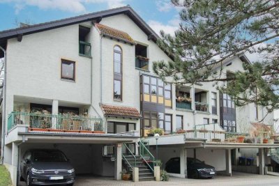 Helle 3-Zimmer-Wohnung mit Terrasse und  2 Stellplätzen in guter Lage in Aachen