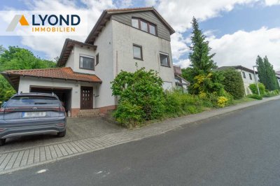 Wohnoase für die ganze Familie: Frei stehendes Haus mit großem Garten und Wintergarten!