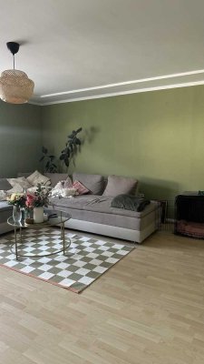 Geschmackvolle 3-Zimmer-Erdgeschosswohnung mit Balkon in Langgöns