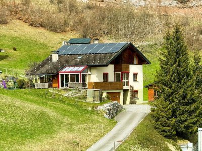 Großzügiges Einfamilienhaus mit traumhafter Aussicht zu vermieten