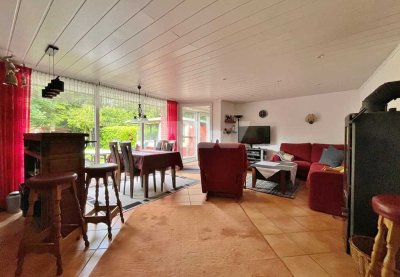 Doppelhaus mit großem Garten in Hagermarsch!
Objekt-Nr.: 24-019-S