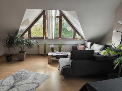 Wohntraum über 2 Ebenen mit Balkon und Pkw-Außenstellplatz