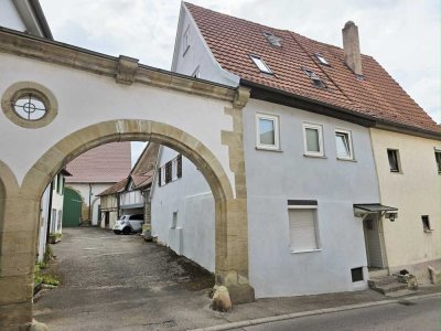 Charmante Doppelhaushälfte mit Einliegerwohnung