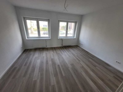 Erstbezug nach Sanierung: 3-Zi.-EG-Wohnung mit Balkon in Krefeld-Kempener Feld