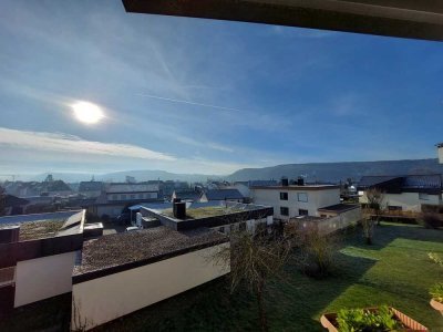 Helle 3 Zimmer Wohnung mit Balkon und traumhaftem Ausblick