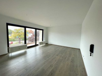*NEU RENOVIERTE 4 Zimmerwohnung in zentraler Lage in Achern! Geräumig mit 2 Balkone, KFZ-Stellplatz*