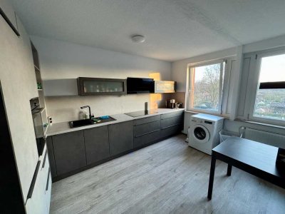 Wunderschöne rundumerneuerte  2 Zimmer Wohnung in begehrter Lage Monheim/Baumberg