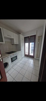 Helle Wohnung mit EBK und Balkon im Zentrum Mannheims