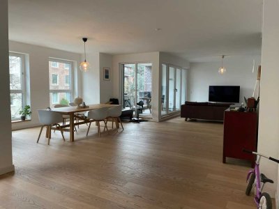 Großzügige 5-Zimmer Wohnung in Düsseldorf-Oberkassel