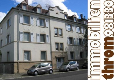 Sanierte Altbauwohnung in grüner Stadtlage