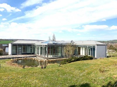 TRAUMHAUS MIT POOL UND GROßEM GRUNDSTÜCK ...