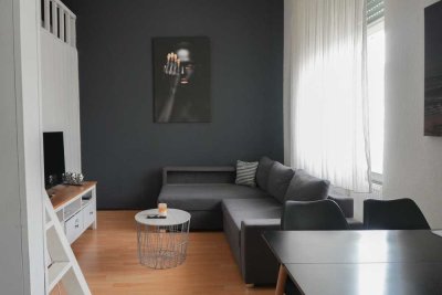 Altbaucharme trifft Citylage – 1-Zimmer-Wohnung in der Brauerstraße